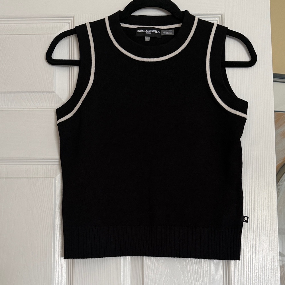 Karl Lagerfeld Black and White Trim Tank Size XS Like New!!!!!